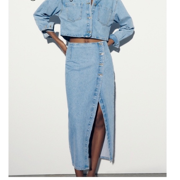 Zara Dresses & Skirts - Zara Crossover Denim Midi Skirt